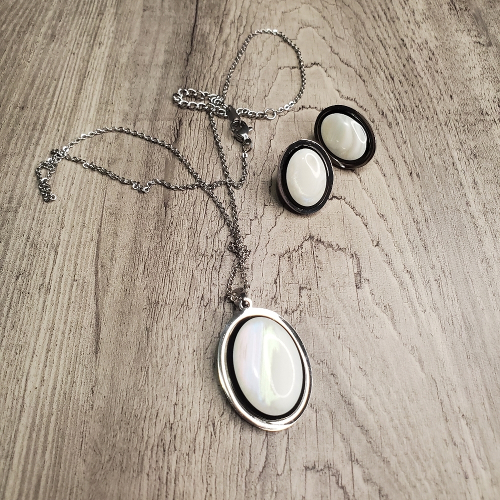 Stainless steel set